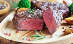 붉은 고기, 얼마나 먹어야 안전할까?… 전문가들 조언은