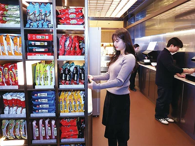 대한항공 인천공항 라운지 재단장… ‘라면바’까지