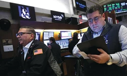 해외 증시는 불타는데… 미국 증시는 왜 갈팡질팡?