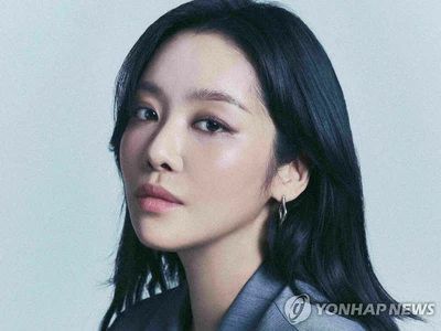 차주영, 활동 일시 중단…"이비인후과 수술 받아"