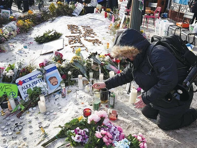 트럼프, 이민단속 비난 고조에 ‘후퇴’