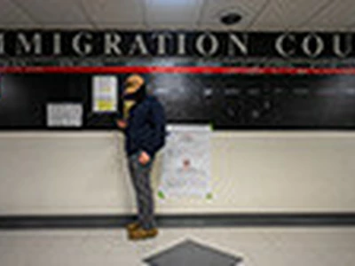 이민신청 계류 중에도 ‘추방재판’