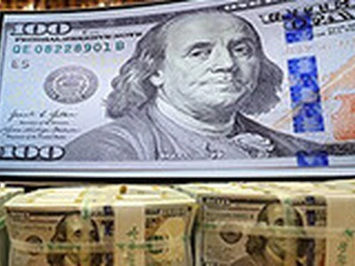 트럼프 해외 송금 1% 과세… 이민자들에 타격