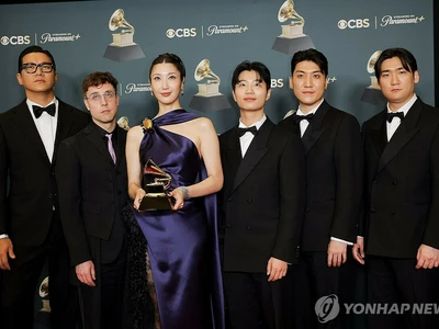 케데헌 '골든', K팝 최초 그래미 수상…로제 '아파트'는 불발