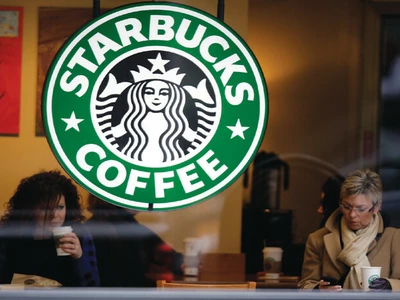 커피 소비 증가에도… 스타벅스 점유율 50% 붕괴