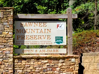 “소니 마운틴을 트럼프 마운틴으로? No!”