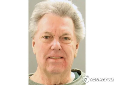 바이든 부인 질 여사 전남편, 아내 살해 혐의로 기소