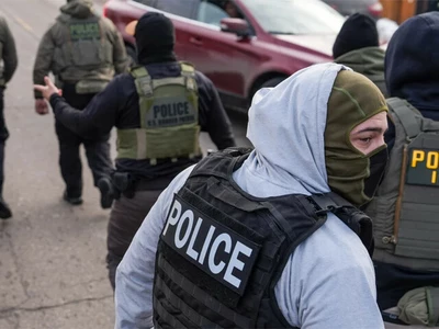 귀넷 교사들, 귀넷 셰리프에 "ICE 협력 중단하라"