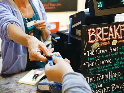 가계대출 연체율 8년래 최고 ‘비상’