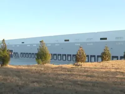 소셜서클 이민구금시설 ‘메가 센터’급