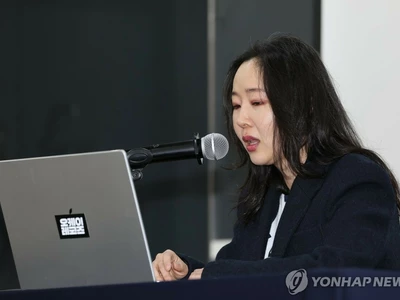민희진 "뉴진스 위해 풋옵션 256억 포기, 하이브도 소송 멈추라"