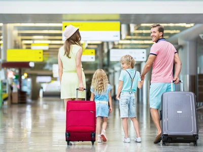 여행 ‘비수기’ 사라지나, 연중 성수 시대