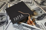 “FAFSA 받으면 징병?” 루머 확산