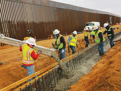 백악관 강경 이민정책 한 발 후퇴?