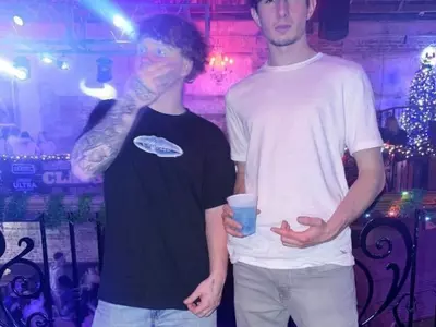 주말 새벽 애슨스 한복판서 총격...3명 사상