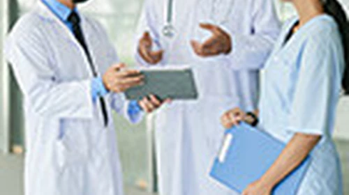 “의료 인력 H-1B 10만불 수수료 면제”