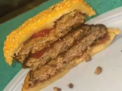 [이런일도] 교도소 담 넘어 배달 온 햄버거