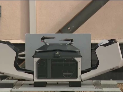 풀턴 구치소 금지 품목 75% '드론' 통해 반입