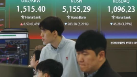 원화 끝없는 추락… 1,520원 뚫려·하락폭도 최상위