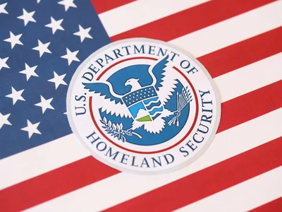 국토안보부, 망명심사 중단 일부 해제