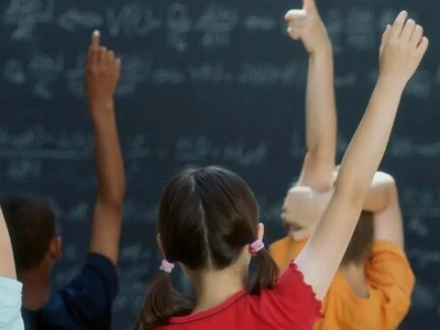 조지아 '킨더 유급법 통과', 학부모 입학 결정