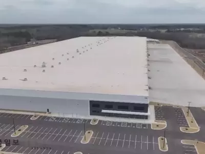 “ICE 구금시설 지역사회 승인 얻어라”