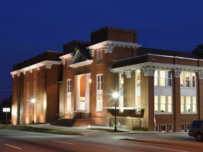 로렌스빌 오로라 극장 미래 불투명