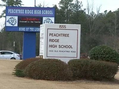 피치트리릿지고 부지에 이동통신 중계탑 백지화