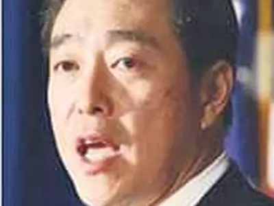 쿠오모 ‘성폭력 혐의’ 한인 변호사가 수사