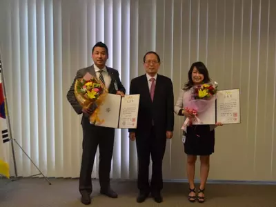 〈사진〉민주평통의장 표창 전수식