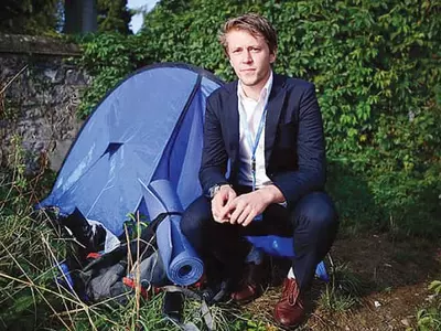 젊은층‘실업·무급 인턴’ 확산… 노동력 착취에‘눈물’