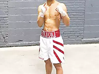 10대 한인복서 화려한 프로 데뷔