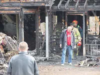귀넷 일가족 화재 가장 결국 기소되나