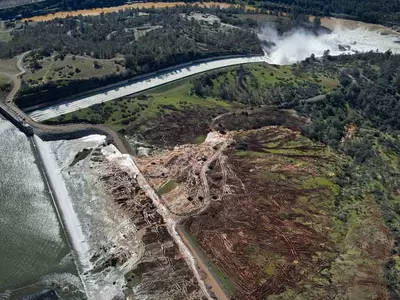 캘리포니아 오로빌댐 범람 우려...18만명 대피