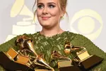 아델 '그래미상 5관왕' 휩쓸어
