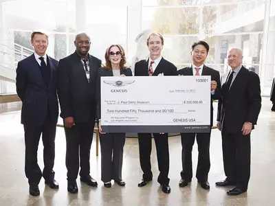 〈사진〉제네시스, 게티 박물관에 25만달러 지원
