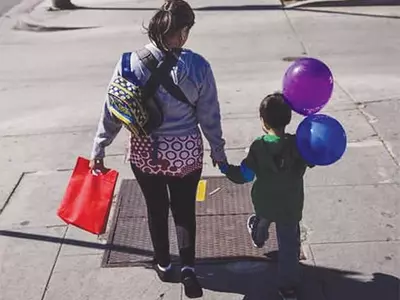 잡히면 어쩌나‘추방공포’병원도 못가
