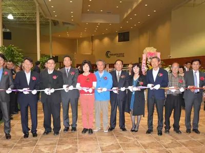 파라곤 스포츠센터 새 단장 오픈