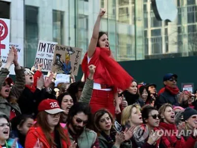 '여성 없는 하루' 전국서 '여성 파워' 과시