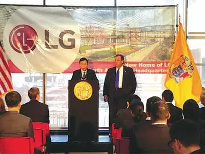 〈사진〉크리스티 주지사, LG전자 신사옥 방문