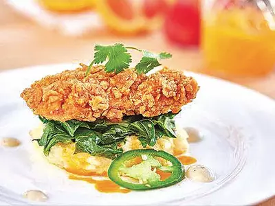 세포 배양해 만든 ‘인공 치킨’ 등장