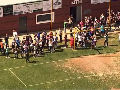 〈사진〉홀카운티 중학교서 폭발물 소동