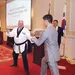 ‘한국 사위’ 호건 주지사 태권도 시범