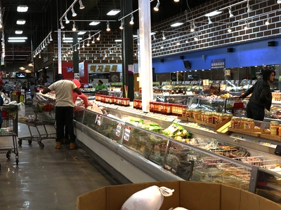 〈주말 마트 정보〉 "12주년 기념 세일 & 무료 기프트 카드 받으세요"