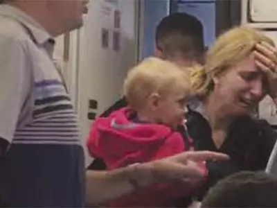 항공사 승객들‘뿔났다’