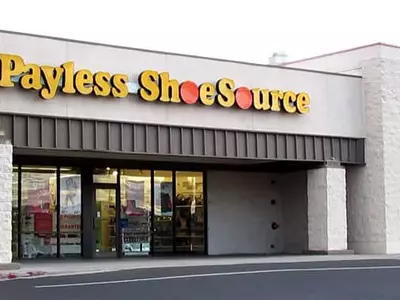 온라인몰에 밀려 유통업체 수난시대