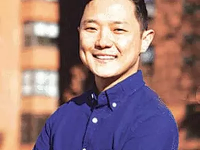 뉴욕시의원 2선거구 예비선거로니 조 후보 오바마 참모진이 지원