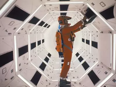 인류, 자멸하지 않는다면 우주로 나아가리라