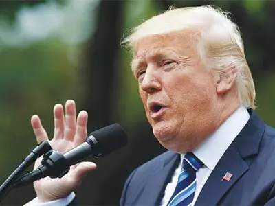 ‘코미 파문' 확산…민주‘트럼프 흔들기' 파상공세