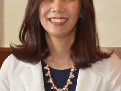 노아은행 슈가로프지점장에 엘리스 정